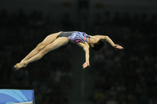 Beijing 2008 (URGENTE): Chen Ruolin de China gana oro en plataforma femenil 1