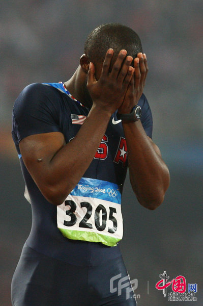 Beijing 2008: Vence Merrit de EEUU a campeón defensor Wariner y gana oro en 400 metros masculino 2