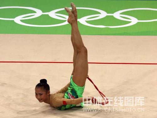 Las hermosas chicas de gimnasia rítmica3