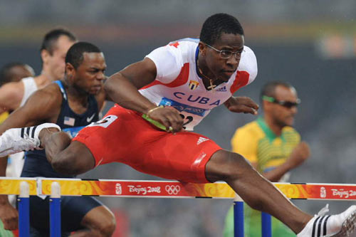 Beijing 2008 (URGENTE): Gana cubano Robles oro en 110 metros vallas masculino 3