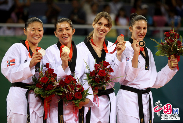 Beijing 2008: Gana oro María Espinoza de México en taekwondo de más de 67 kg 3