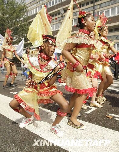 Carnaval de Notting Hill en Londres con el tama de 'bienvenida a todo el mundo' 5