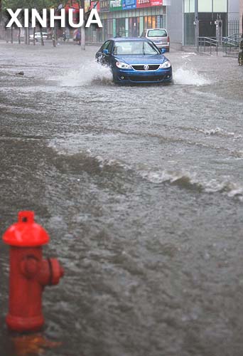 Shanghai: lluvias torrenciales provocaron demoras de vuelos4