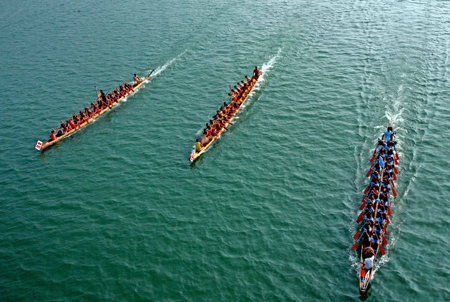 Regata de Dragón en el Río Rongjiang 3