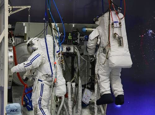 ¿Cómo entrenan los astronautas antes del lanzamiento?13