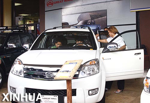 Fabricantes de china en exposición internacional de automóviles en Panamá3