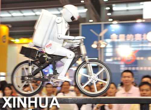 Robots, uno de los espectáculos principales de la feria de alta tecnología2