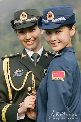 30 años del uniforme militar en China: Modelo 07 3