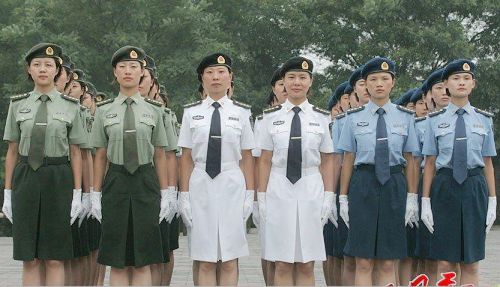 30 años del uniforme militar en China: Modelo 07 8