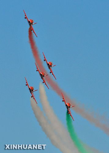 Aviones de Suryakirans2