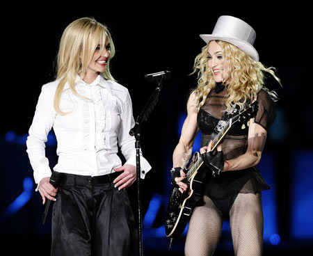 Spears se une a Madonna en la gira &apos;Sticky and Sweet&apos; 3