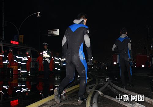 Suman 4 muertos y 17 desaparecidos tras derrumbe en Metro de Hangzhou 6