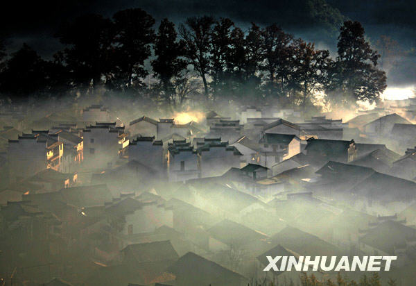 Vista por la mañana de la Población de Piedra, Ciudad de Wuyuan, Provincia de Jiangxi 1