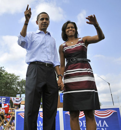 Los vestidos elegantes de la esposa de Obama 7