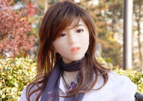 Chica ideal de robot hecha por especialista japonés3