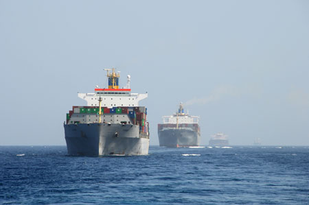 Protegerá flota naval a barcos mercantes contra piratería 2