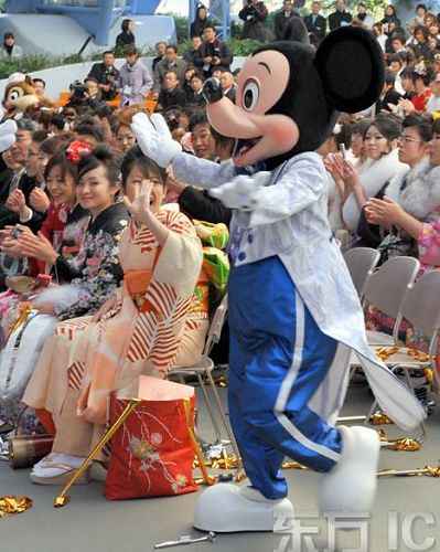 Celebración de adulto de las chicas japonesas 6