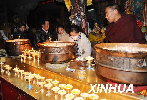 Tibetanos preparan Festival Losar2