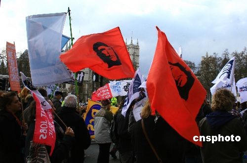 Protestas ciudadanas en Europa ante cumbre de G20 en Londres 6