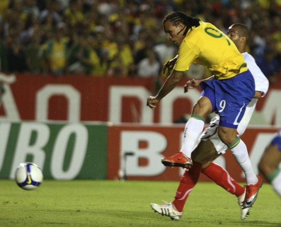 Mundial 2010-Brasil-Perú 4