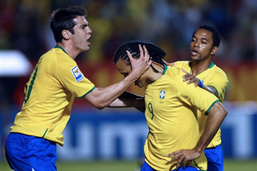 Mundial 2010-Brasil-Perú 6