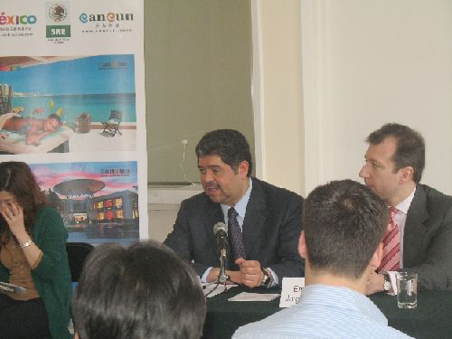 México simplifica proceso de visas en busca de más turistas chinos2