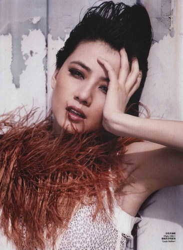 Fotos de Gao Yuanyuan en Vogue 3