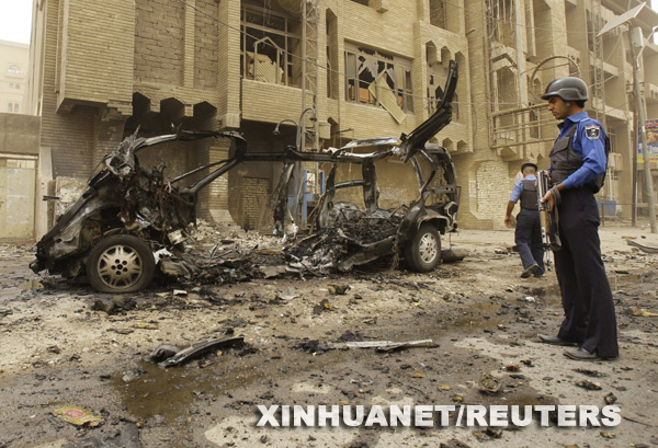 Mueren al menos 11 personas en atentado en Bagdad 1