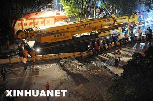 Cuatro muertos en Hunan por derrumbamiento de un viaducto5