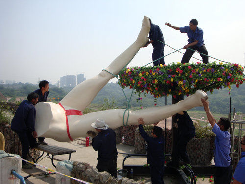 Autoridades de ciudad suroeste de China desmantelan parque temático de sexo antes de apertura3