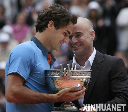 Federer ganó abierto de Tenis de Fancia 8