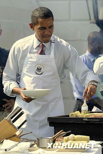 Obama cocina para el Día de Padre1