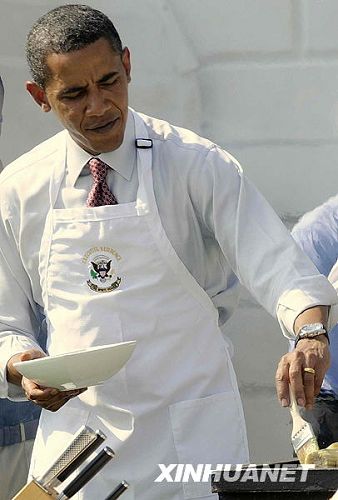 Obama cocina para el Día de Padre3