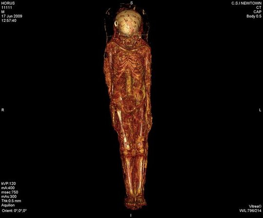 Secretos de una momia de 2.000 años revelados 2