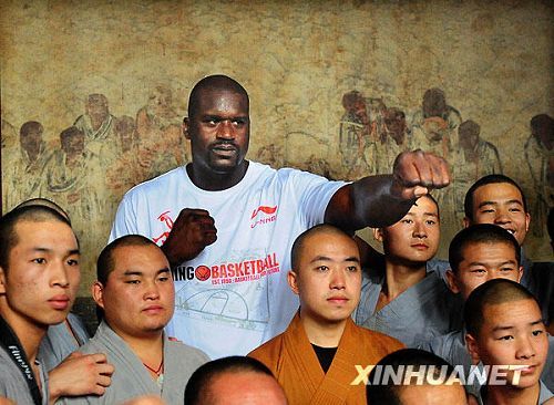 O&apos;Neal visita al Templo Shaolin10、