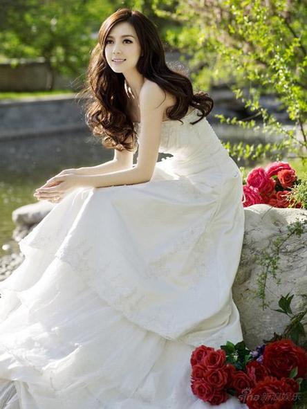 Actress Zhou Weitong en vestido de novia 4
