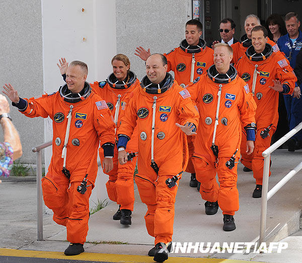 EEUU-Espacio-Despega -transbordador- espacial -Endeavour 05