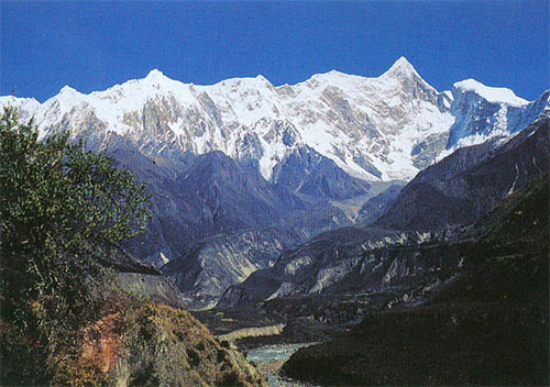 El gran cañón Yarlung Zangbo, lugar turístico por excelencia del Tíbet 3