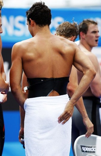 Burns-Jaked-ropa de natación-Flavia Zoccari 3