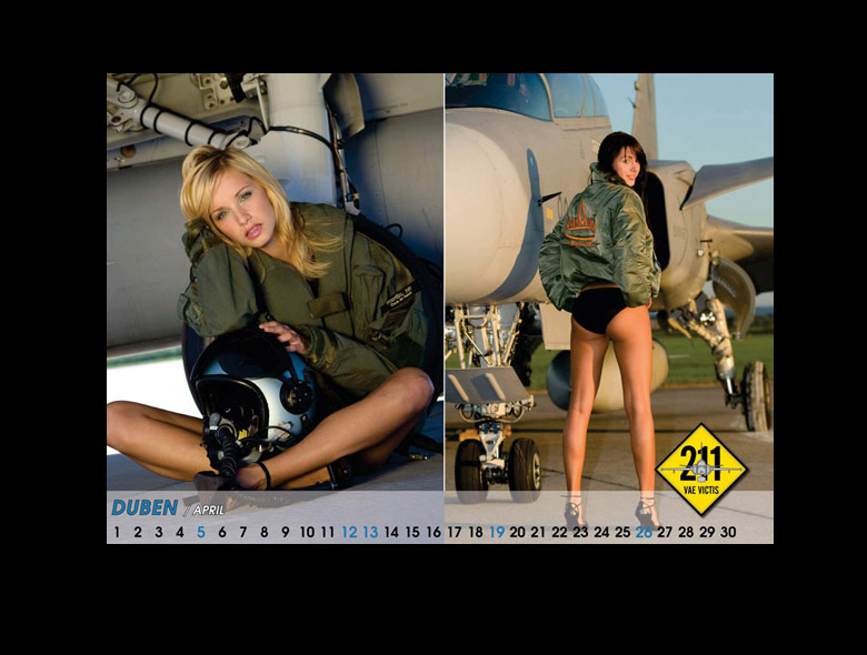 Calendario-bellas-aviónes de gaza 8