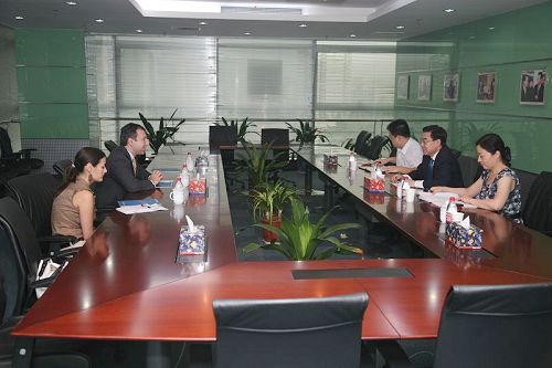 El Embajador de México en China visita a china.org 2