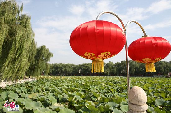 El magnífico paisaje -Parque Beihai -elegantes adornos-recibir- Día Nacional 3