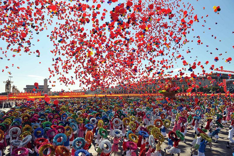 celebraciones-Día Nacional-China-desfile-niños 4