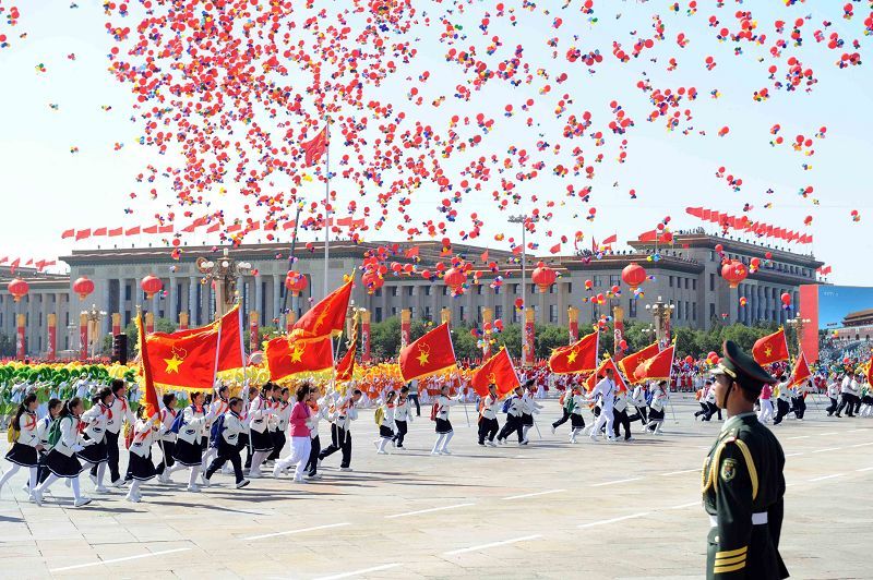 celebraciones-Día Nacional-China-desfile-niños 7