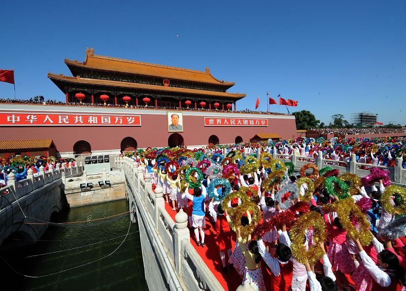 celebraciones-Día Nacional-China-desfile-niños 14