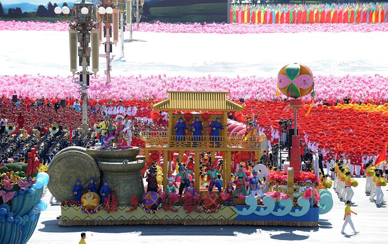 carroza-provincia-China-Día Nacional-desfile 8