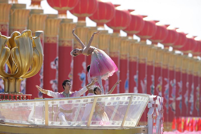 carroza-provincia-China-Día Nacional-desfile 46