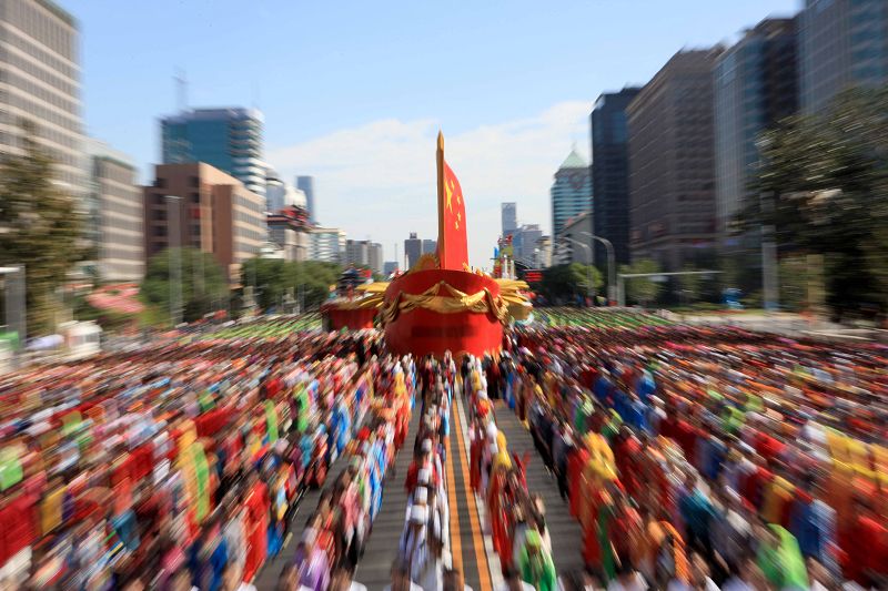 carroza-temática-desfile-celebraciones-Día Nacional 35