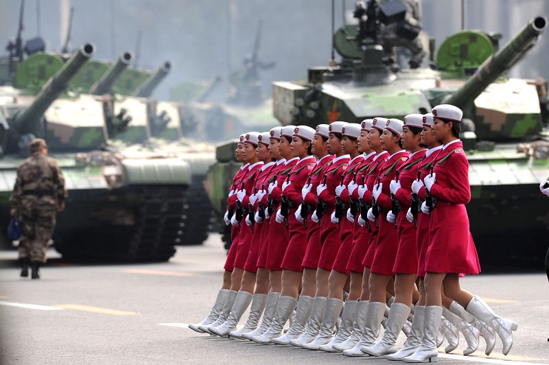 desfile militar-milicias mujeres 3