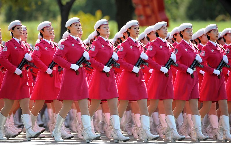 desfile militar-milicias mujeres 17